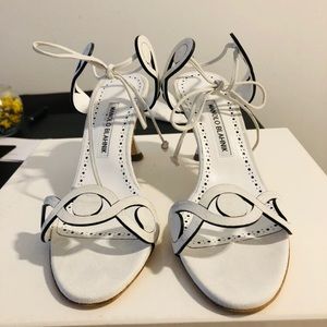 New Manolo blahnik white sandals